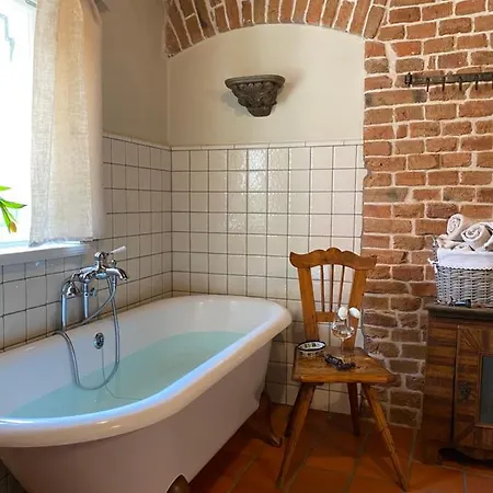 ホームステイ Dom Tkacza